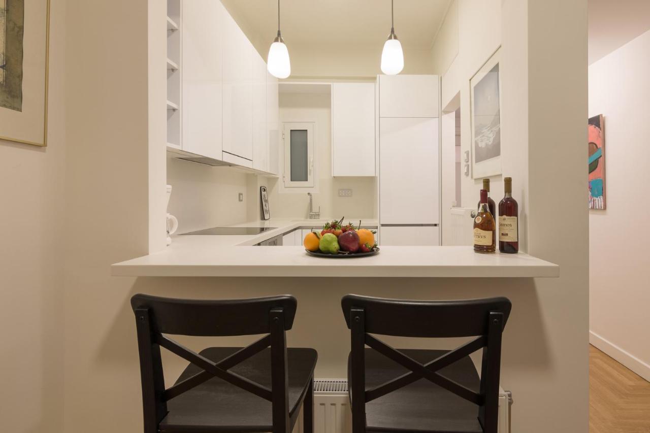 Beautiful Apartment In The Center Of Atenas Exterior foto